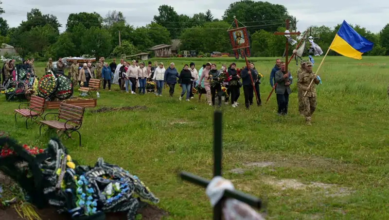 Ukrayna’da Savaşırken Hayatını Kaybeden İngiliz Askerin Hikayesi