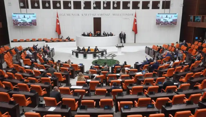 Meclis’te Kritik Gelişmeler: Yoğun Bir Haftaya Hazır Mıyız?