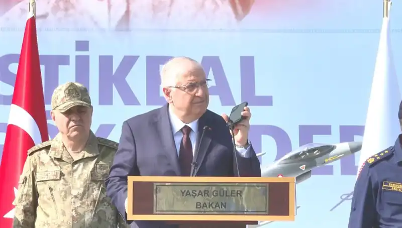 Cumhurbaşkanı Erdoğan, Mehmetçiğin Bayramını Kutladı: Vatanseverliğin Simgesi!