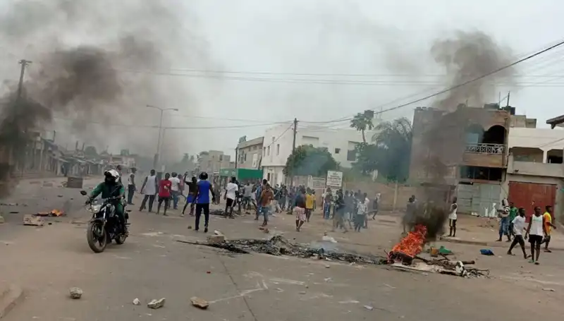 Togo'da Protestolar Sırasında Nehirlerde Bulunan 7 Ceset Kamuoyunda Şok Etkisi Yarattı