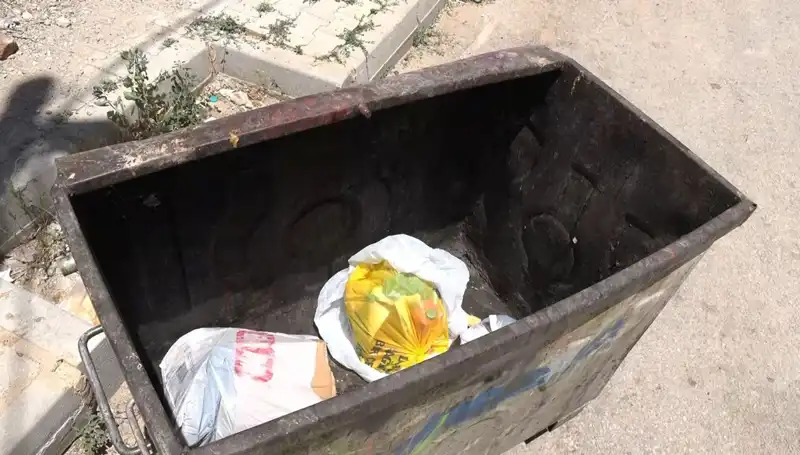 Evde Doğum Yapan Kadın, Bebeğini Çöpe Attı: Sonuçları Şok Edici!