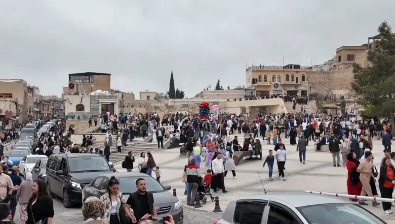 Mardin Ramazan Bayramı'nda Ziyaretçi Akınıyla Canlandı