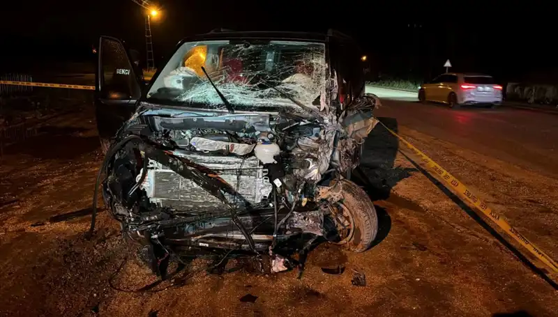 Amasya'da Kaza: Kafa Kafaya Çarpışma Yedi Kişiyi Yaraladı