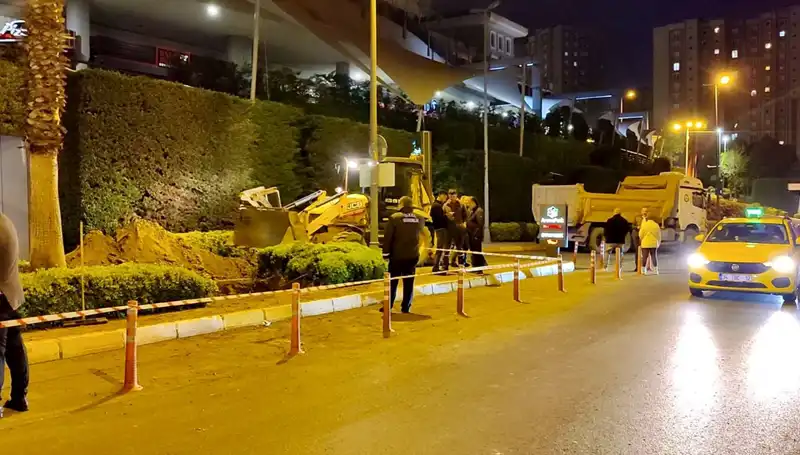 AVM Girişinde Doğalgaz Paniği: Alışveriş Molası Korkuya Dönüştü