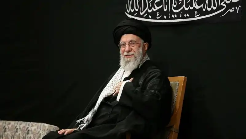 Hamaney, Savaş Sonrası İlk Kez Kamuoyu Önüne Çıktı: Mesajı Ne?