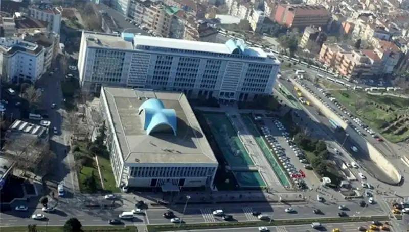 İBB Soruşturmasında "Enderun" Grubuna Ait Mesajlar Gün Yüzüne Çıktı