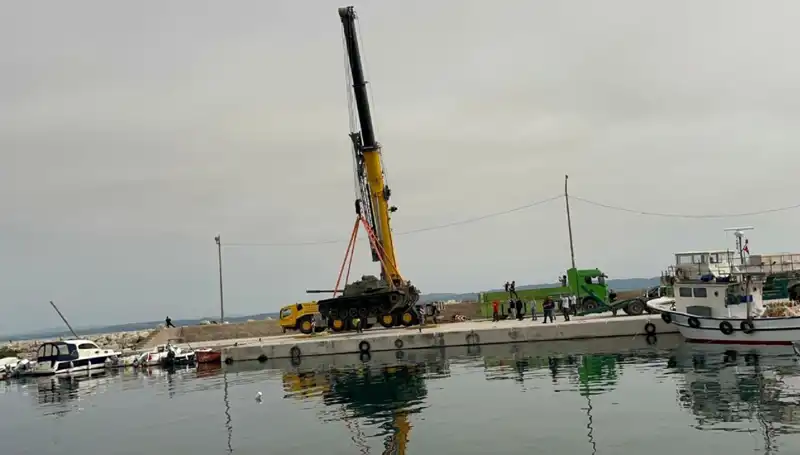 Saros Körfezi'nde Tank Batırma Projesi: Ekosistem ve Turizm Üzerindeki Etkileri
