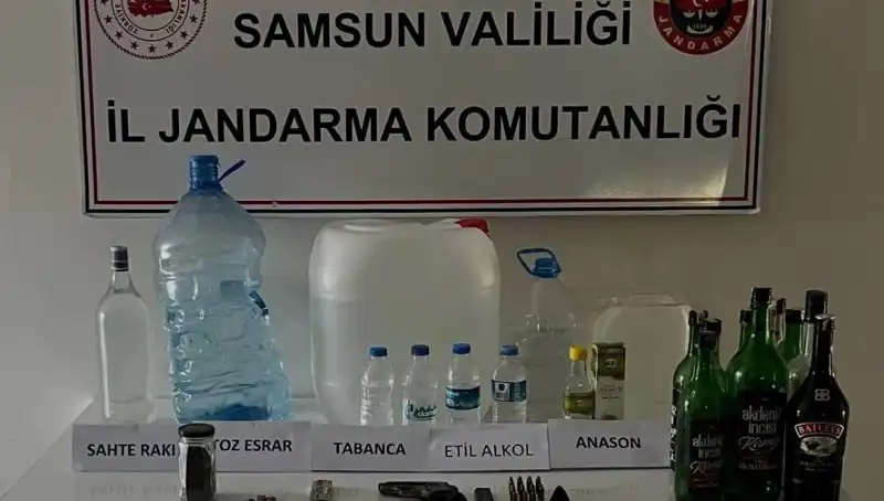 Samsun'da Dev Sahte İçki Operasyonu: Yüzlerce Litre Zararlı İçki Ele Geçirildi!