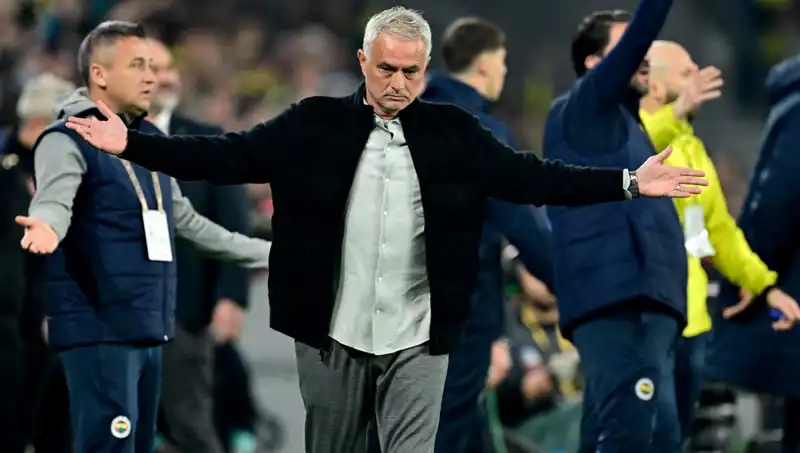 Mourinho: Futbolun Geçmişine Takılı Kalan Bir Teknik Direktör
