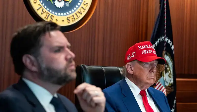 Trump'ın Azil Tasarısı Reddedildi: Siyasi Gelişmeler ve Sonuçları Neler?