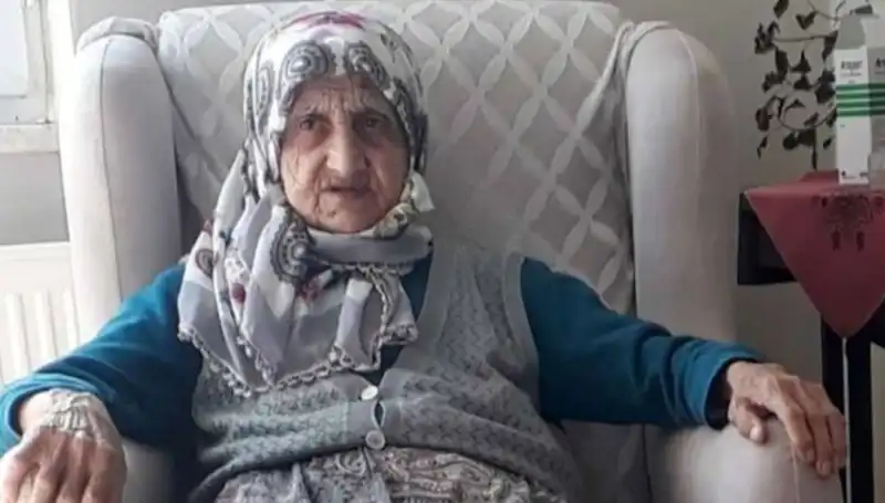 Otomobil Kazası: Yaşlı Kadın Hayatını Kaybetti, Şehirde Yas Var