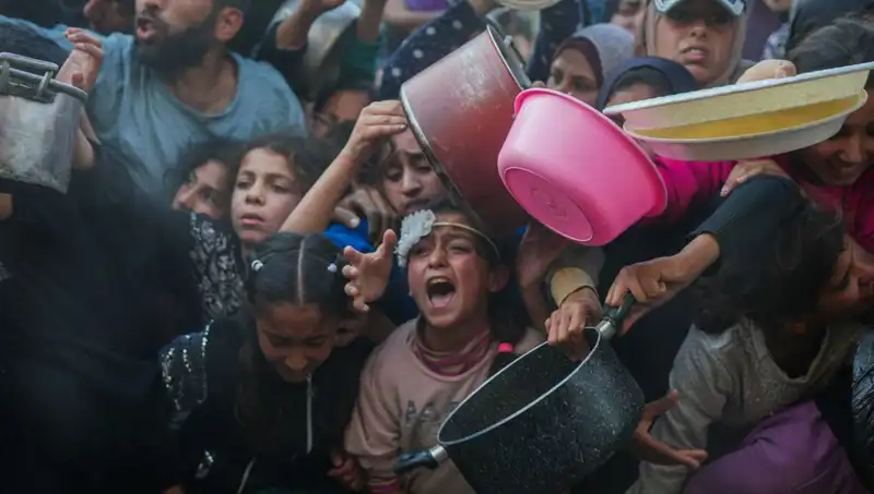 Gazze'de Açlık Krizi: Un Stokları Tükendi, Halk İsyan Edebilir Mi?