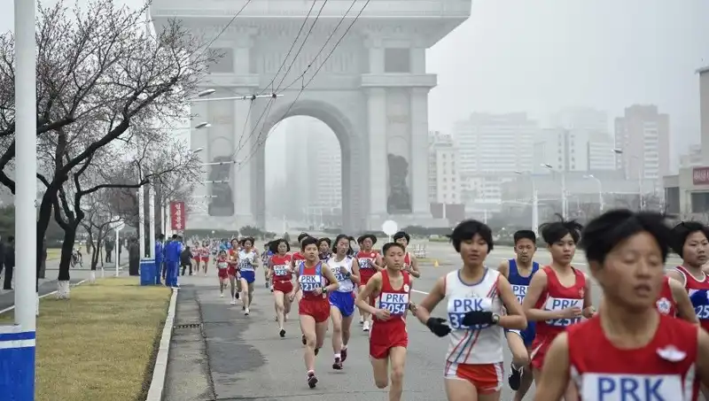 Kuzey Kore’nin Başkenti Pyongyang, 6 Yıl Aradan Sonra Koşucuları Ağırlıyor!