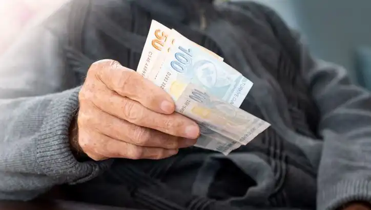 Emekli İkramiyeleri Yükseliyor: 4 Bin TL Teklifi Genel Kurul'da Görüşülecek