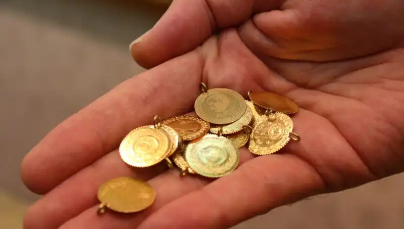 30 Nisan Canlı Altın Fiyatları: Bugün Gram ve Çeyrek Altın Ne Kadar Oldu?