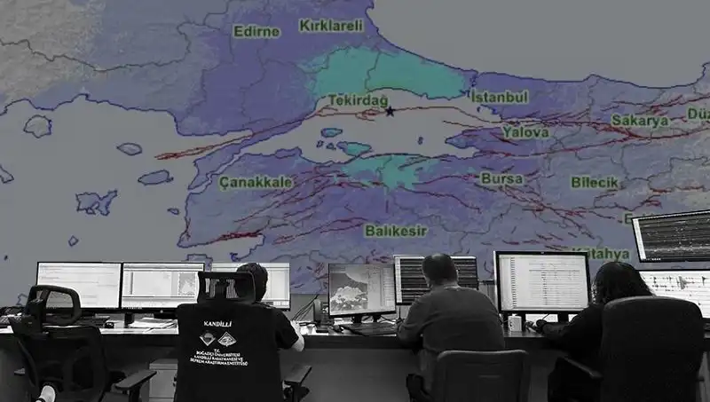 Kandilli Rasathanesi'nin Son Deprem Raporu: Denizde 8, Karada 5 Şiddeti!