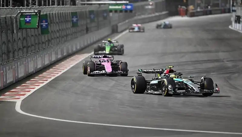 Formula 1 2024 Sezonu: Heyecan Dolu İlk Yarışlar Hangi Takımlarla Başlayacak?