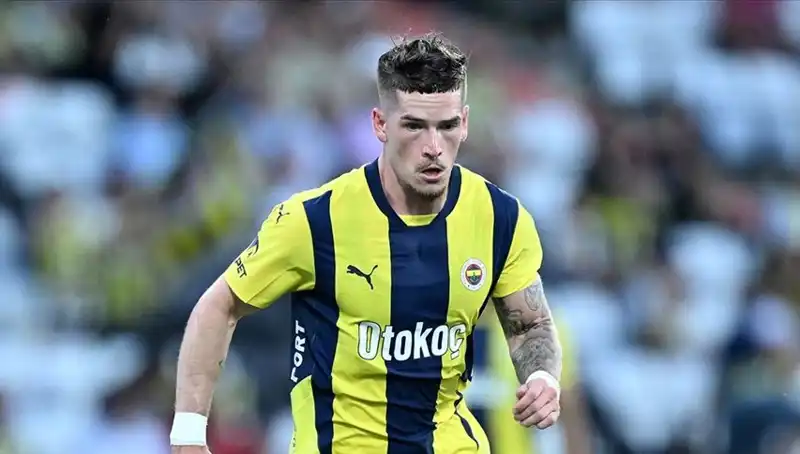 Ryan Kent Yeni Takımıyla Futbol Dünyasını Sarsacak!