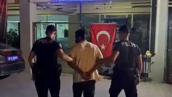 İzmir'de 18 Yıl Hapis Cezasıyla Aranan Firari, Sonunda Yakalandı!
