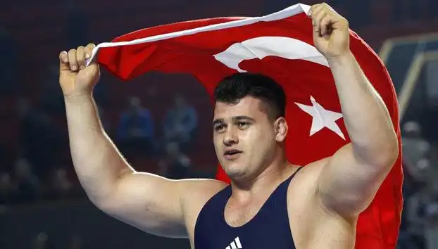 Milli Güreşçi Rıza Kayaalp'e Şok Ceza: 4 Yıl Men Kararı!