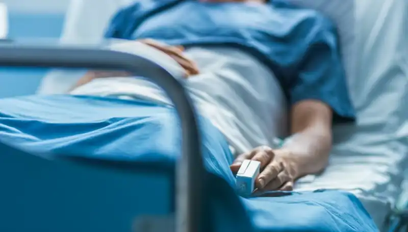 Mide Ağrısı İle Gelen Ölüm: Gıda Zehirlenmesi Tehlikesi Nedir?