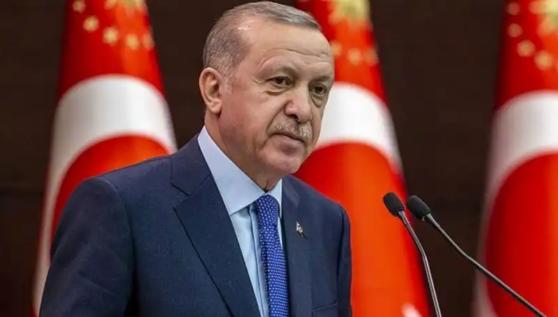 Cumhurbaşkanı Erdoğan'dan Kritik Açıklamalar: Terörsüz Türkiye ile Başarıya Ulaşacağız