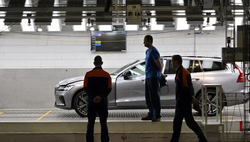Volvo'dan Şok Karar: Bazı Modellerin Satışı Kapatıldı!