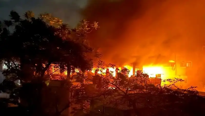 İsrail'in Gazze'deki Saldırıları: Siviller Hedefte ve 37 Can Kaybı!