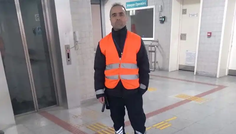 Trende Sigara İçtiği İçin Uyarılan Adam, Güvenlik Görevlisini Öldürdü!
