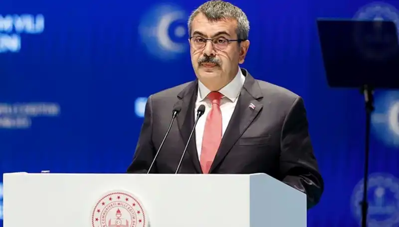Bakan Tekin, Coşkulu 23 Nisan Ulusal Egemenlik ve Çocuk Bayramı Mesajı Verdi