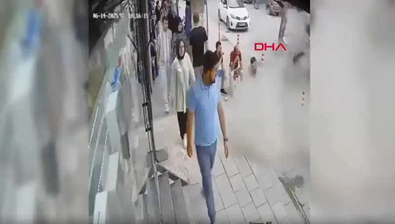 TIR Patlağına Dikkat! Patlayan Pastiğin Ardındaki Gizem Nedir?