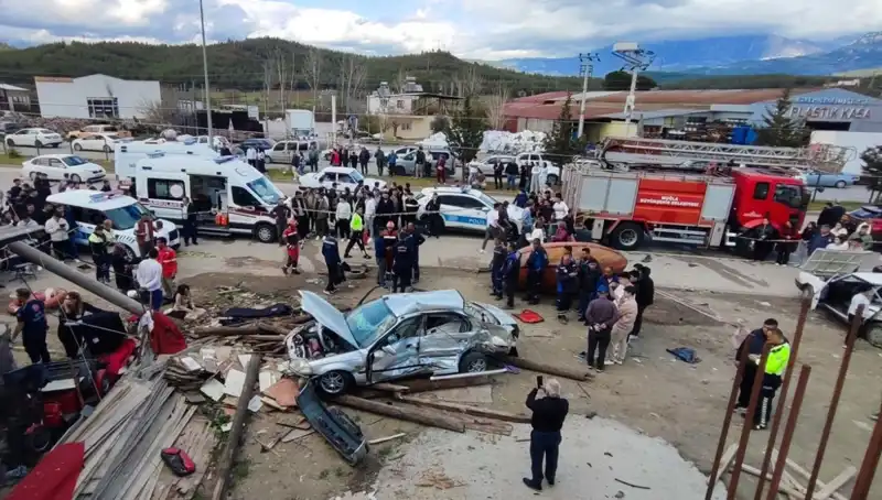 Bayram Tatillerinde Yolda Kayıplar: 57 Can, 6.533 Yaralıyla Acı İstatistikler