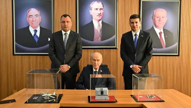 MHP Lideri Bahçeli'den Ülkü Ocakları'na Önemli Ziyaret