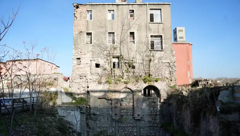 İstanbul'un 1600 Yıllık Tarihi Binası, Dört Dönemin İzlerini Taşıyor!