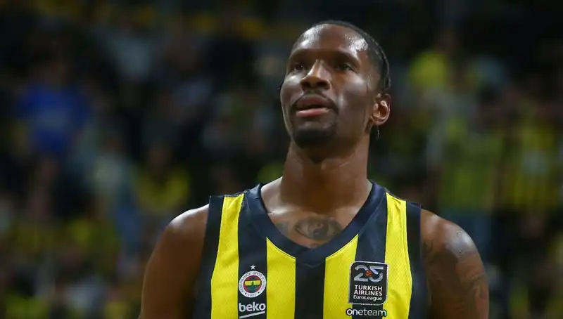 Nigel Hayes-Davis'in Yeni Takımı Hayranlarını Şaşırttı!