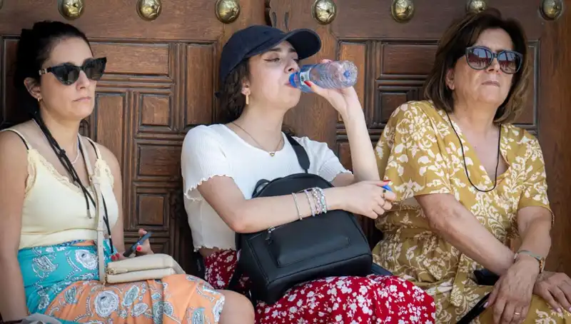23 İl İçi Görülen 40 Dereceyi Aşan Sıcaklık, Ülke Genelinde Alarm Veriyor