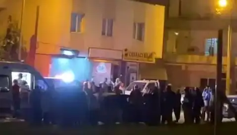 Mahalleli Trafik Tartışmasında Toplaşarak Soruna Çözüm Arıyor