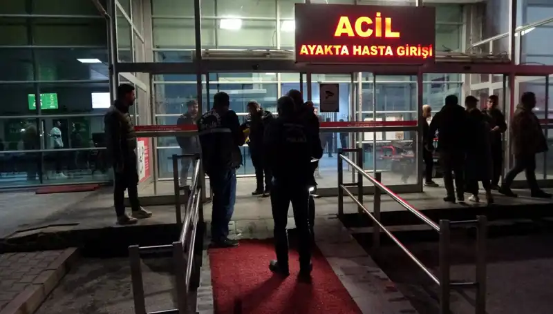 Hastane Acil Servisinde Gerilim: Silahlı Kavga ve Yaralılar