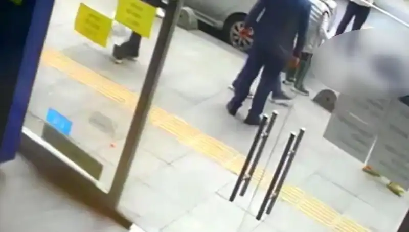 Esenler’deki Feci Kaza: Hafriyat Kamyonu Altında Kalan Genç Hayatını Kaybetti