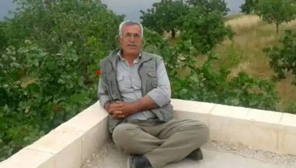 Şanlıurfa'da Tüyler Ürperten Olay: Evlat Babasını Katletti, Annesini Yaraladı