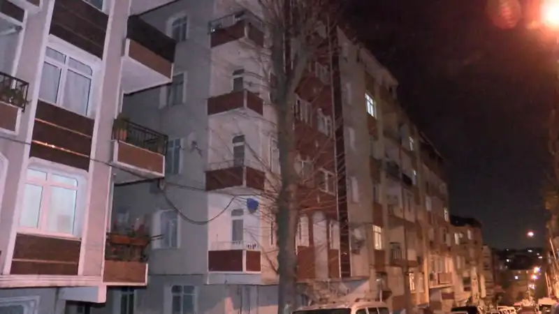 Acil Durum: Altı Katta Panik Anları ve Apartman Tahliyesi