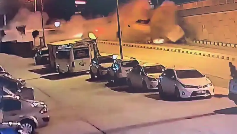 Freni Patlayan Arazöz Unutulmaz Bir Kaza Geçirdi!