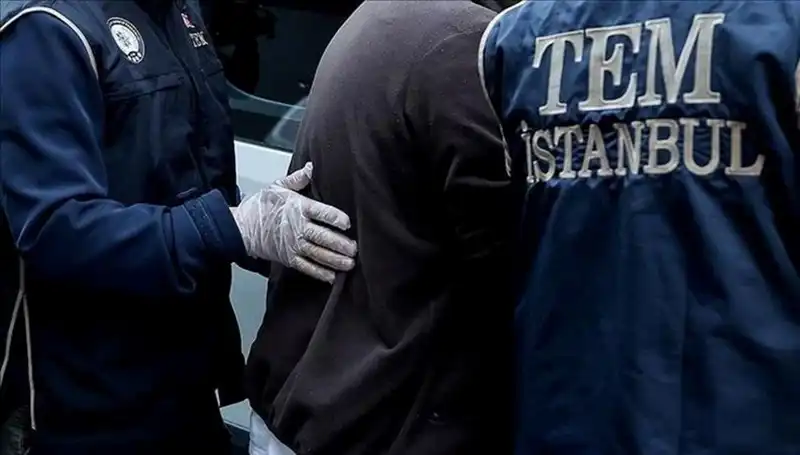 İstanbul'da DHKP-C Operasyonu: 35 Kişi Gözaltına Alındı, Eski Başkan Şükrü Genç de Listede