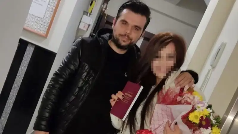 Çarpıcı Olay: Kadın Kocasını Öldürdü, Taksi Çağırdı!